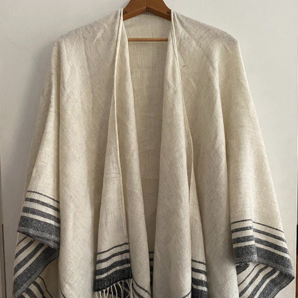 100% Wool Poncho